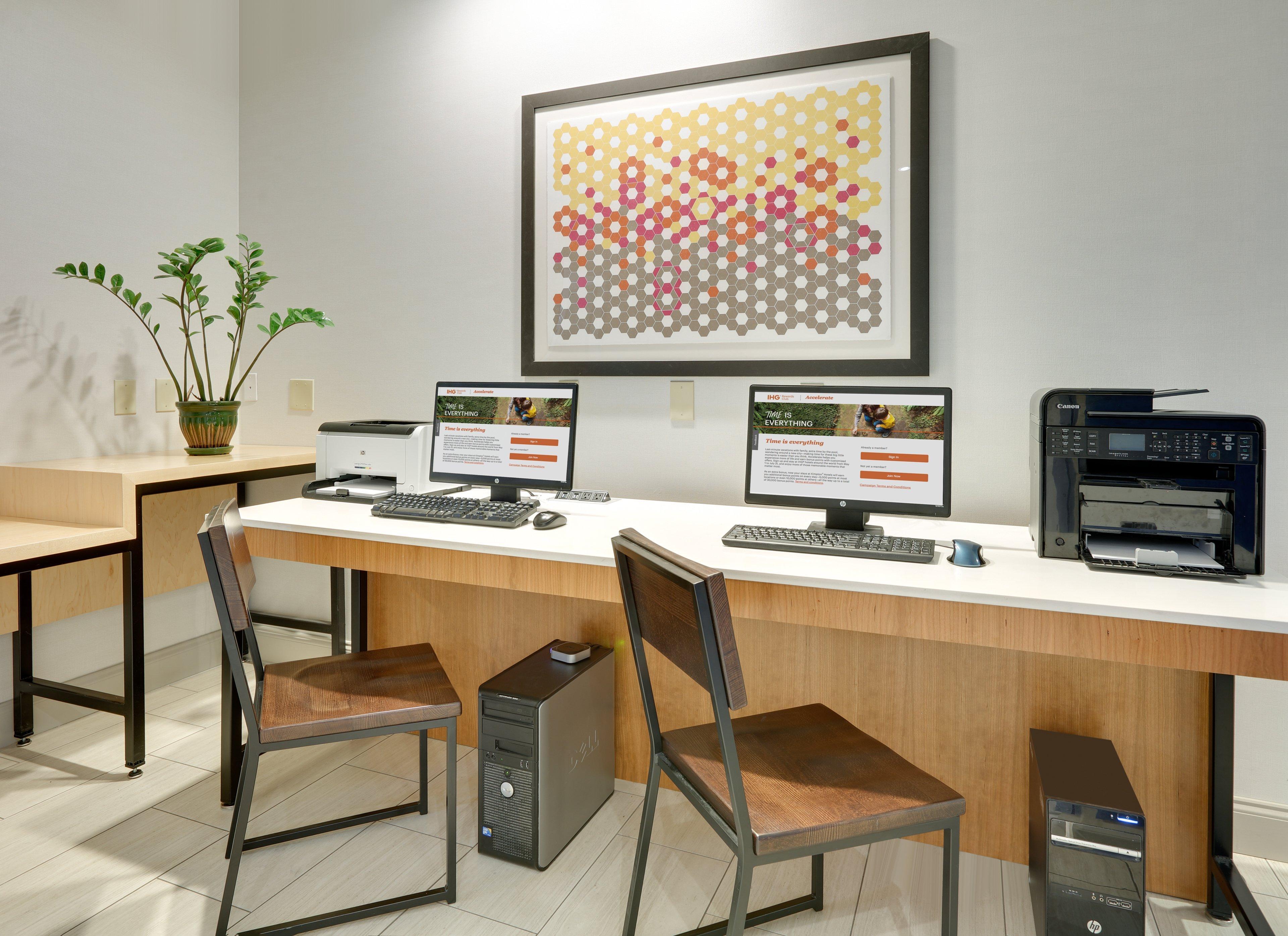 Holiday Inn Express Hotel & Suites Dublin By Ihg Esterno foto