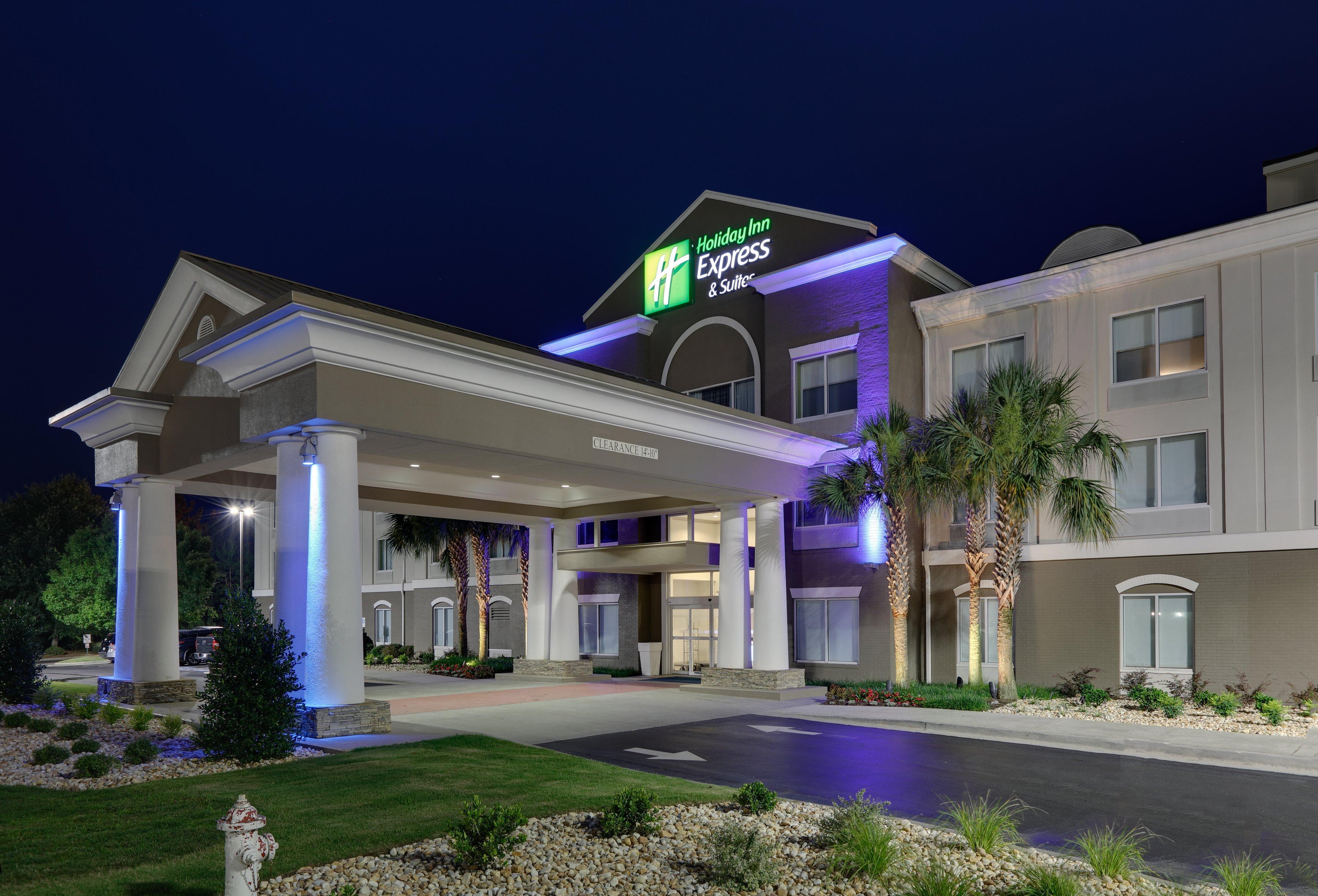 Holiday Inn Express Hotel & Suites Dublin By Ihg Esterno foto