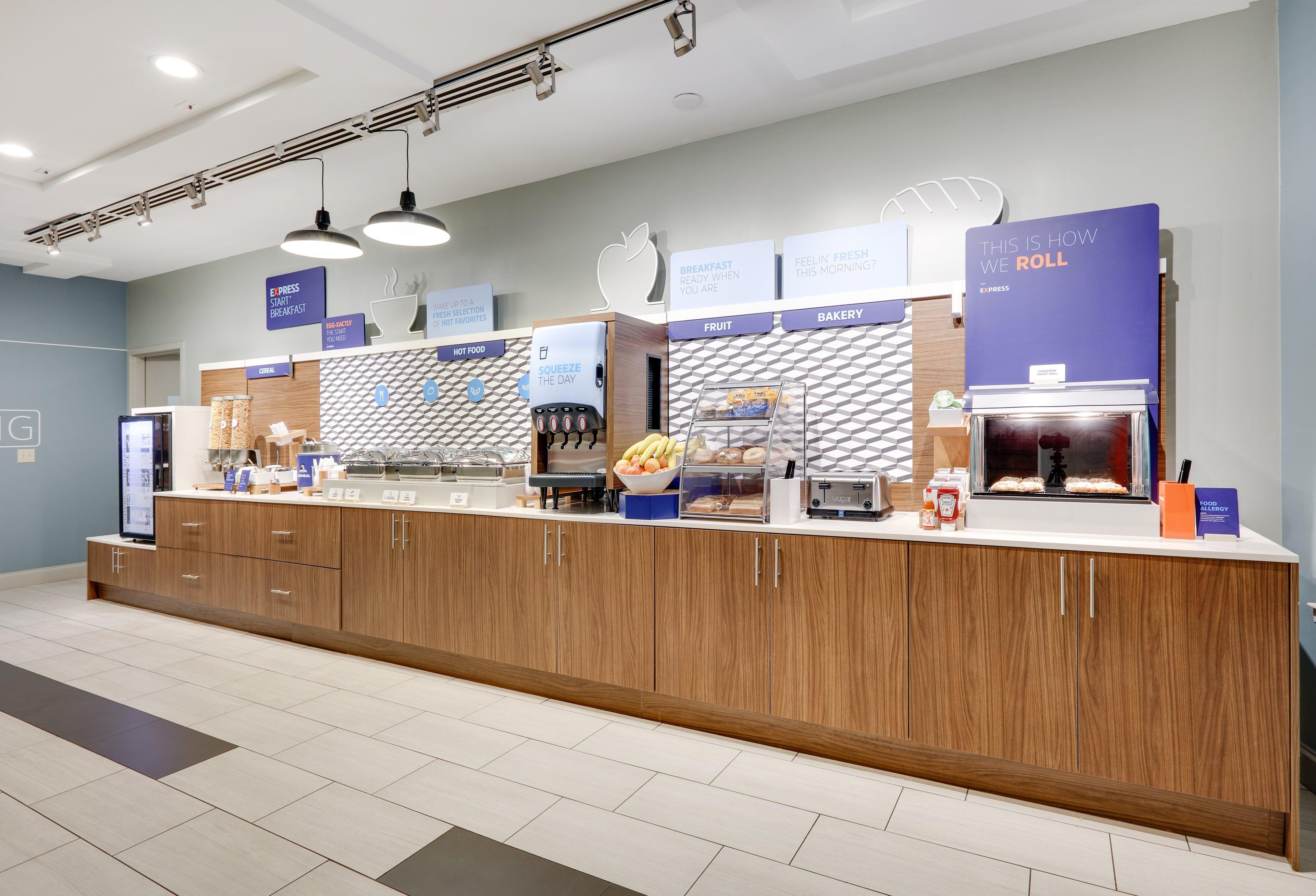 Holiday Inn Express Hotel & Suites Dublin By Ihg Esterno foto