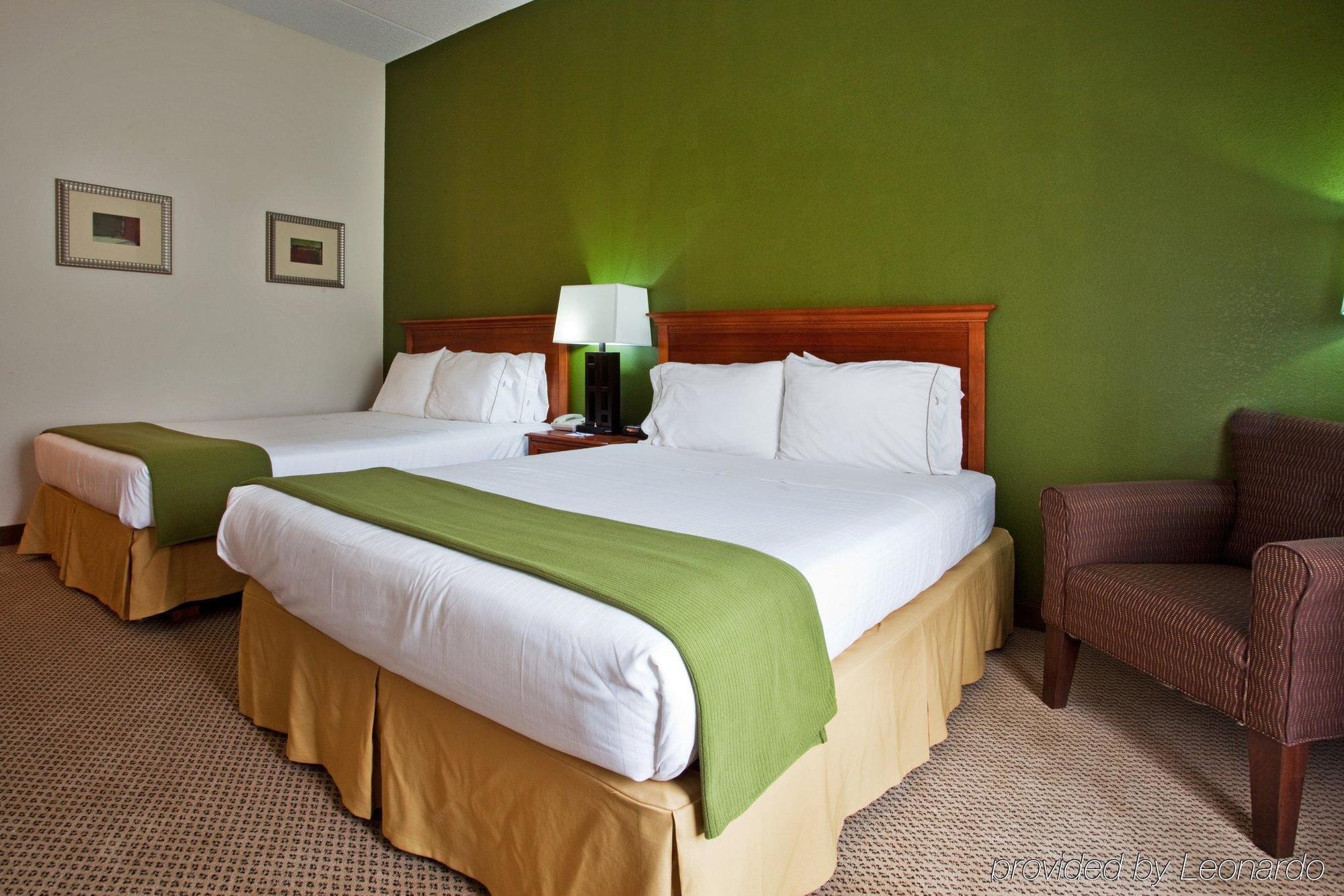 Holiday Inn Express Hotel & Suites Dublin By Ihg Camera foto