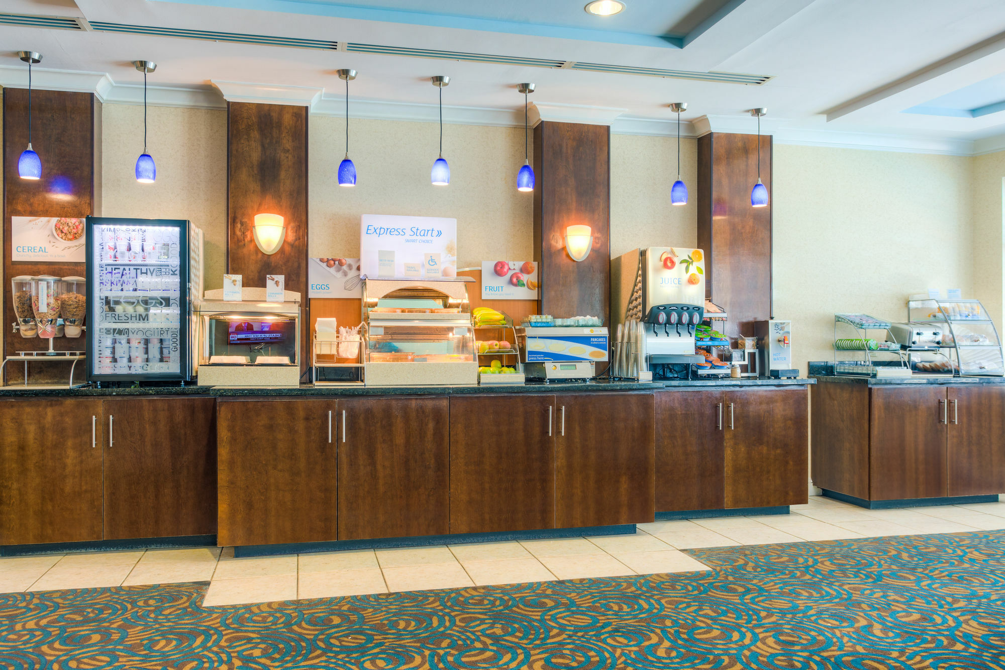 Holiday Inn Express Hotel & Suites Dublin By Ihg Esterno foto